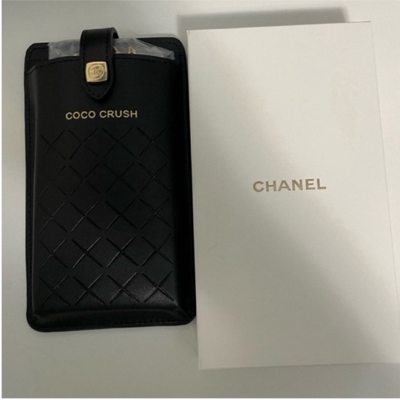 Chanel beauty gift Coco Crush Phone holder - Picture 3 of 13